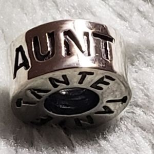"AUNT" bracelet charm